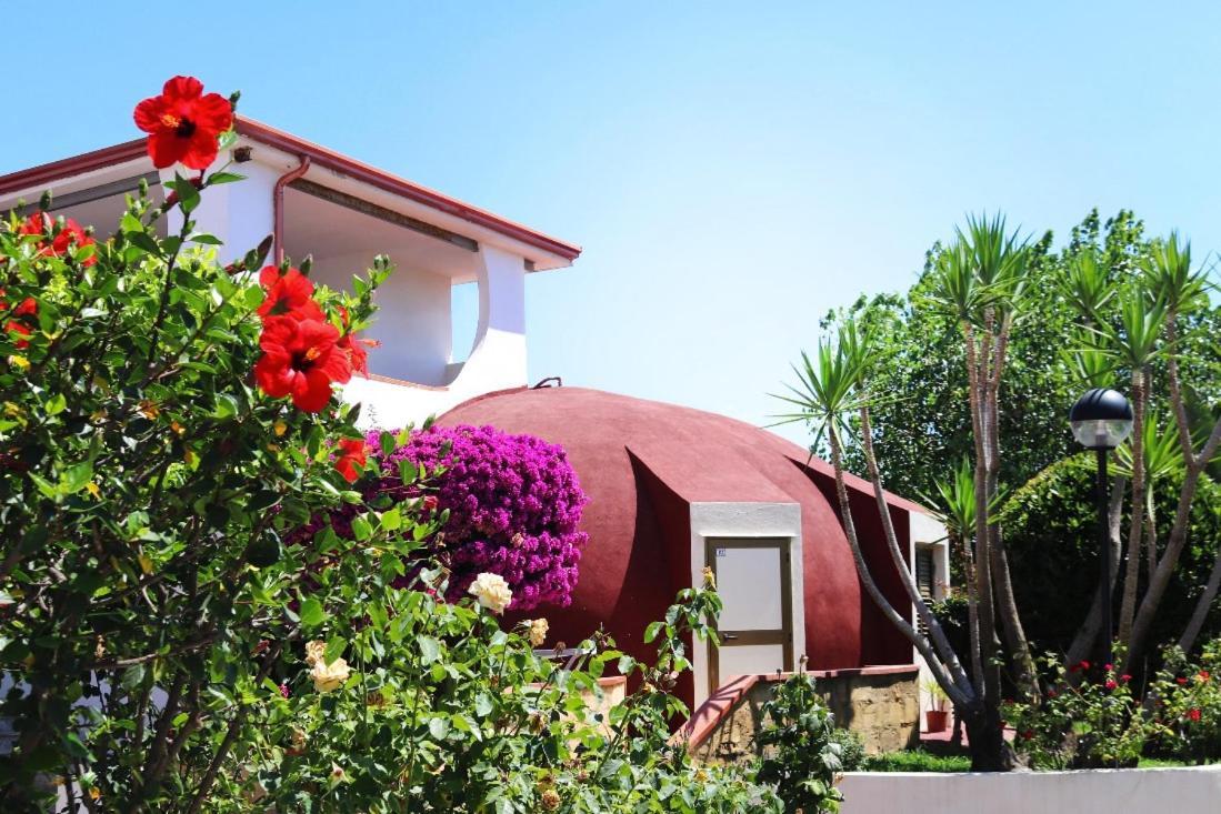Nirvana Club Village Ботричелло Экстерьер фото