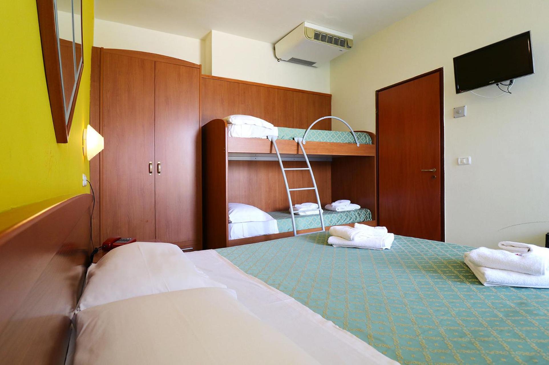 Nirvana Club Village Ботричелло Экстерьер фото